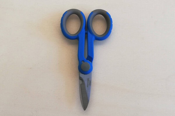 Forbici elettricista Fervi 0672/B in blister