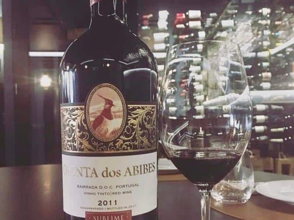 Mar das Latas Wine & Food have a spectacular wine cellar.