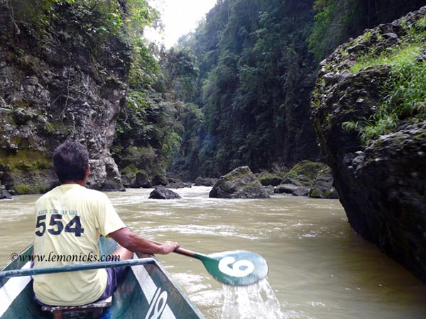 rowing to Pagsanjan @lemonicks.com