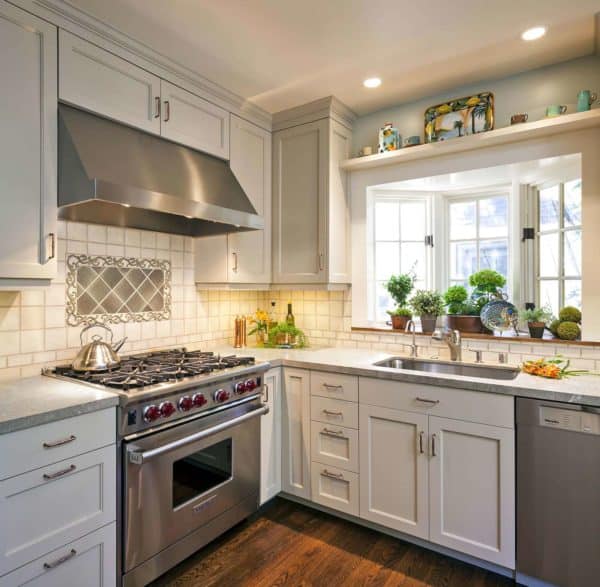 Kitchen Bay Window Over the Sink: 13 Inspirations for a Kitchen Remodel ...