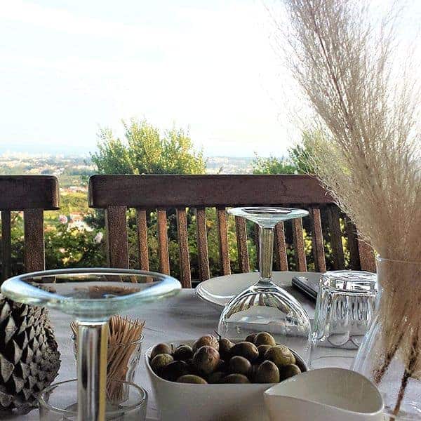 guincho-villa-tisch-4