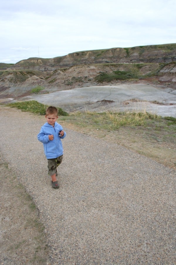 drumheller museum, drumheller alberta, drumheller, badlands alberta, drumheller with a toddler, drumheller with toddler