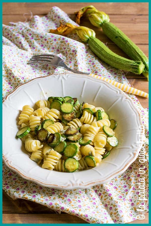 L’uomo ai fornelli: pasta zucchine e gorgonzola
