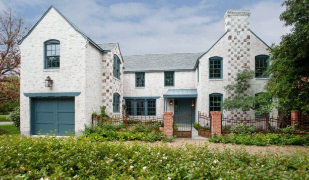 turquoise trim color for white house