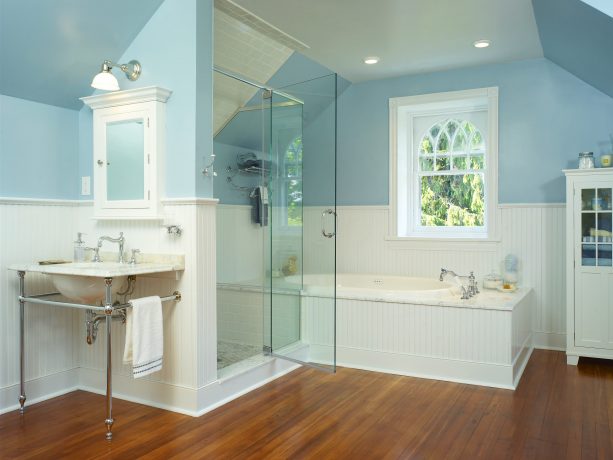 Victorian bathroom with beadboard design