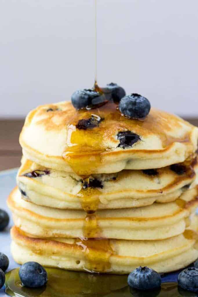 Fluffy Blueberry Pancakes