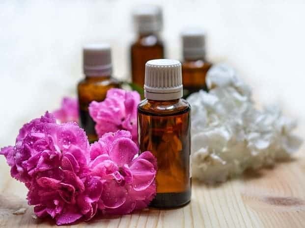 essential-oils-bottles used for cleaning