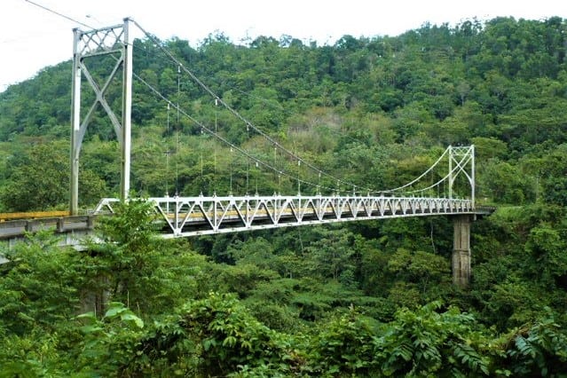 Puente sobre el Río Peñas Blancas