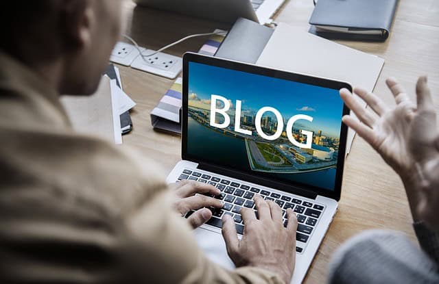 Time To Make A Blogging Difference To Your Business - BILLLENTIS.COM