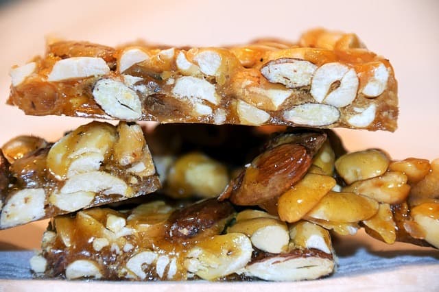 How To Microwave Peanut Brittle Recipe - BillLentis.com How To Microwave Peanut Brittle Recipe - BillLentis.com