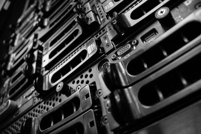 data-centre-server-computers-2653005_1280