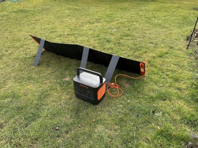 Jackery 1500 Pro with SolarSaga charging panel