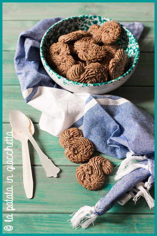 Biscotti integrali al cioccolato