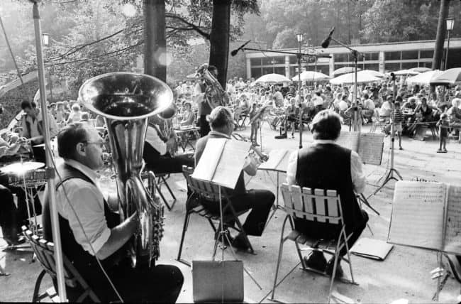 Damals war’s Niederlausitz: Blasmusik im Tierpark