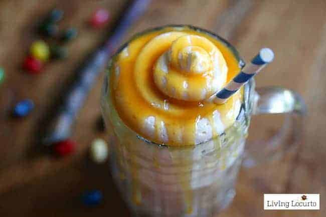 Homemade Harry Potter Butterbeer - Microwave Cake in a Mug. Easy recipe that's perfect for a Harry Potter Themed Party. LivingLocurto.com