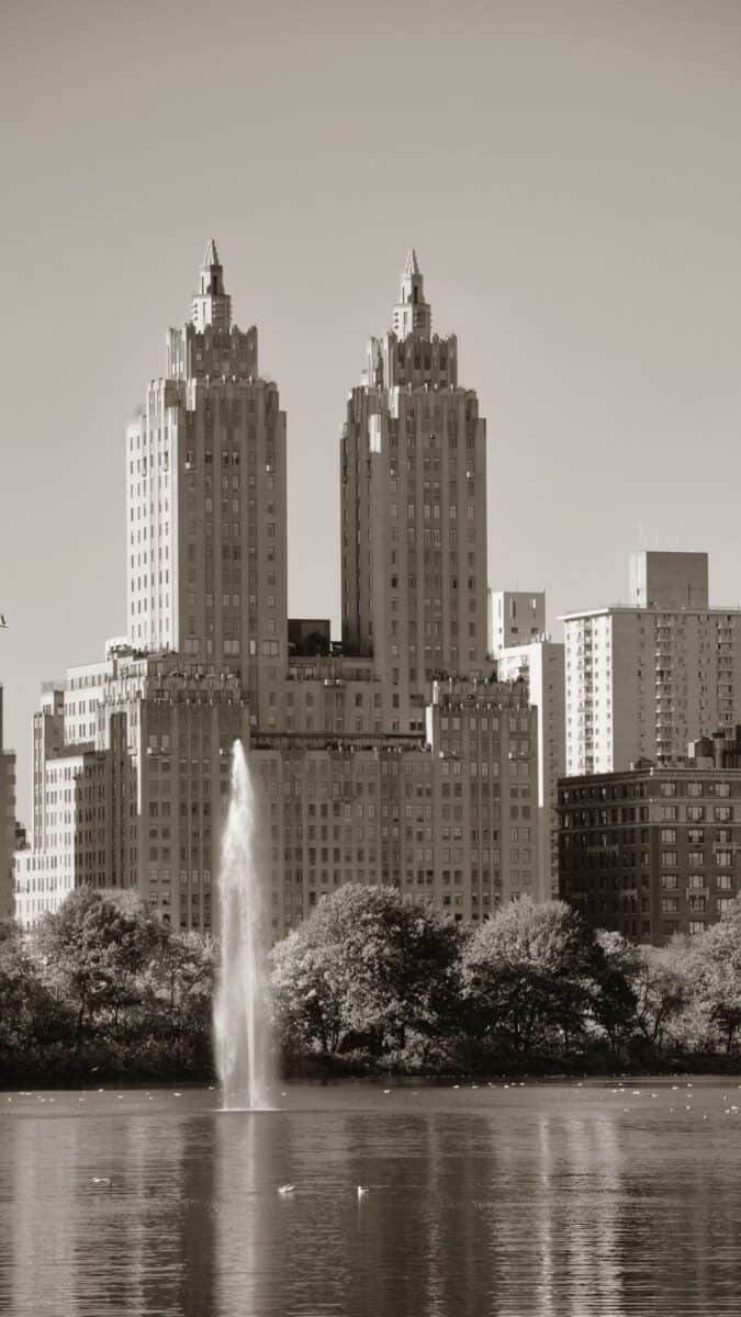 Black White NYC iPhone Wallpapers