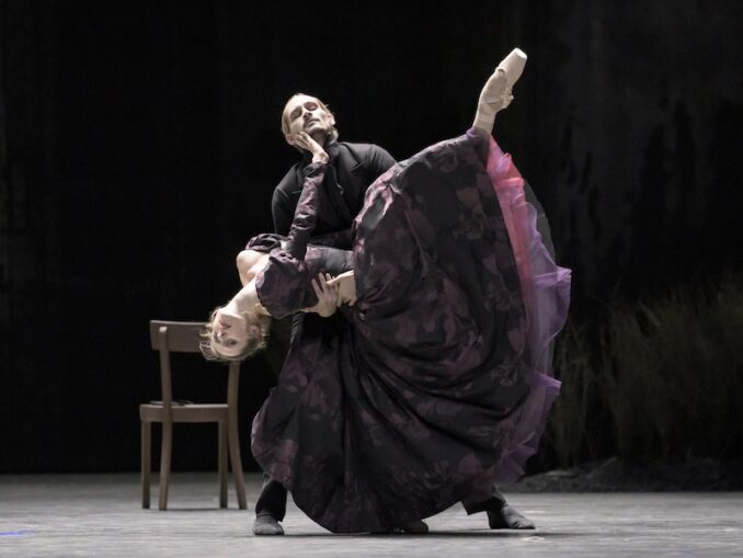 Bovary: Weronika Frodyma und Dominik White Slavkovsky / Bildquelle: ©Serghei Gherciu