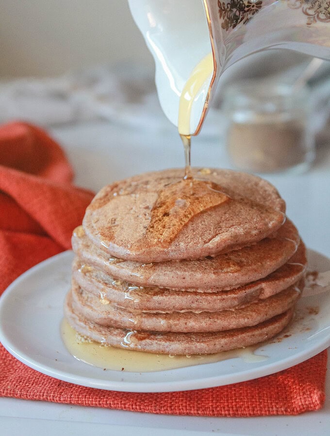 Healthy Gingerbread Pancakes