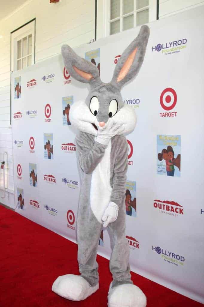Famous Rabbits - The 9 most famous bunnies from stage and screen Bugs Bunny