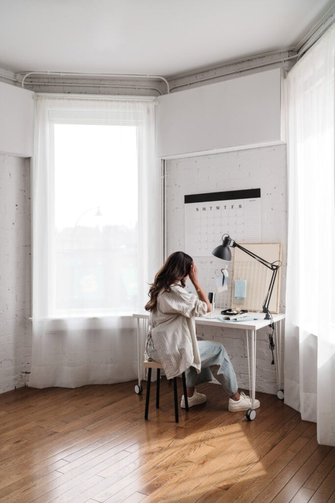 Person looks through blogs on their computer