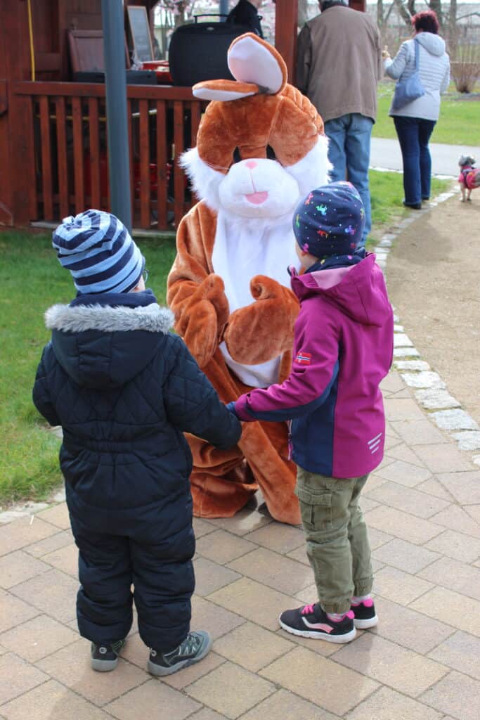 Forst: Stadtwerke-Osterhase gesichtet