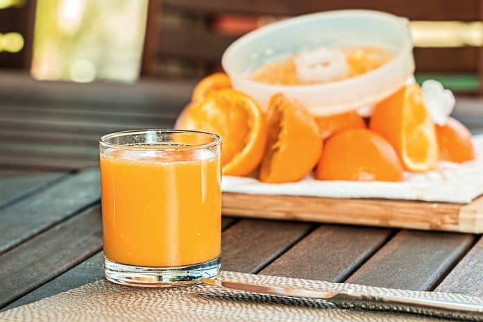 How To Make Orange Juice With A Blender - Bill Lentis Media