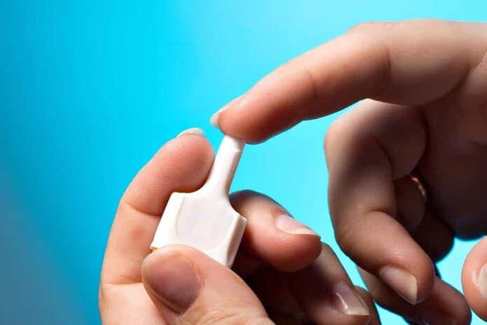 Bluttest zuhause machen: Diese Möglichkeiten hast du 1 Um Ungleichgewichte von Vitaminen und Mineralstoffen im Blut zu erkennen, kann man einen Bluttest zuhause machen