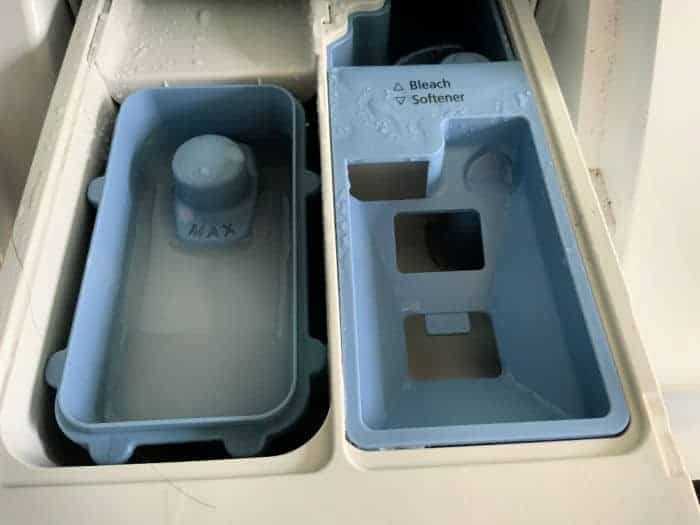 How to clean front loader washing machine with baking soda and vinegar.