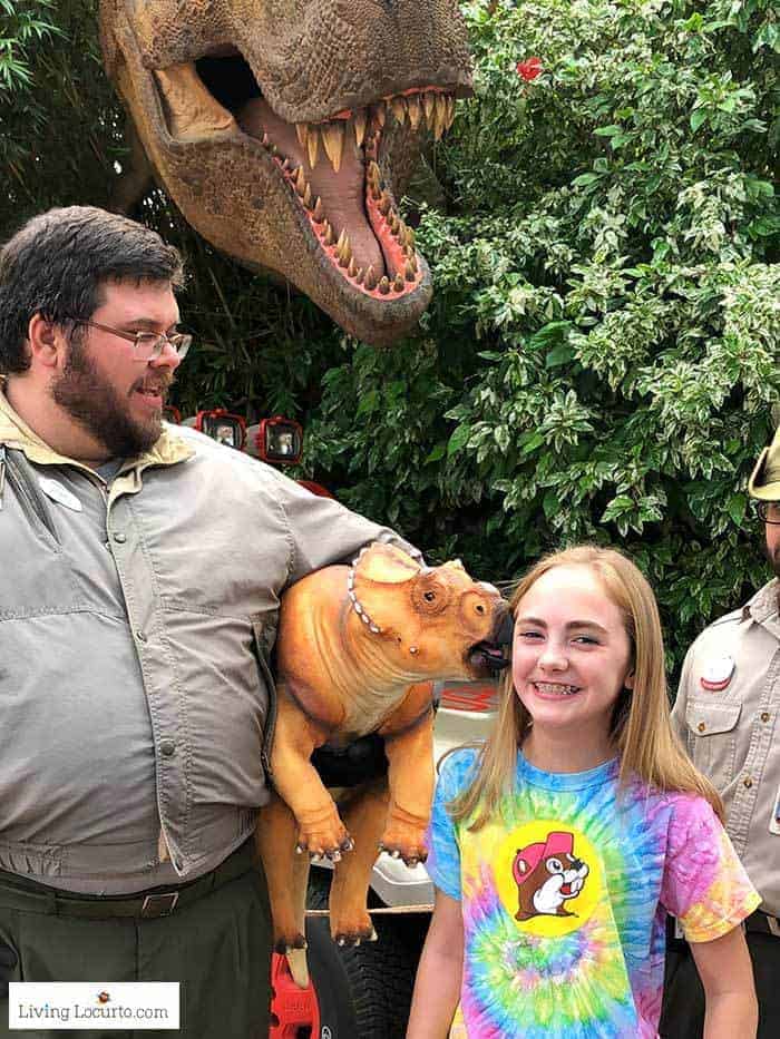 Jurassic Park Live Baby Dinosaur Meeting | Christmas at Universal Orlando. Learn what’s new this holiday season and get travel tips to make your Christmas vacation special. Living Locurto travel blogger Jurassic Park Live Baby Dinosaur Meeting | Christmas at Universal Orlando. Learn what’s new this holiday season and get travel tips to make your Christmas vacation special. Living Locurto travel blogger