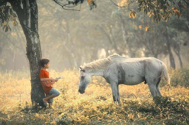 42+ Potret Masyarakat Desa Terbaik Karya Fotografer Indonesia 42 18. Foto Kampung Nelayan - Karya Achmad Munasit / Asit - Design Erlistic