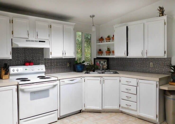 kitchen cabinet makeover