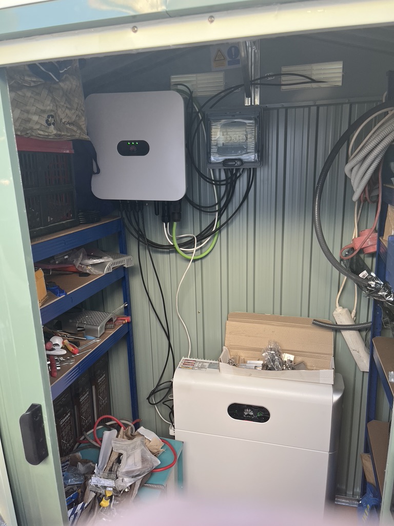 Inversor solar Huawei instalado