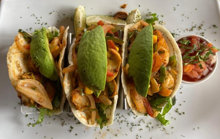 Gallos Camaron 768x487