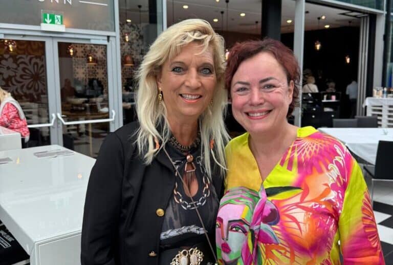 Glücksbotin Mandy Sprejz spricht über das Glück mit Petra Lagger