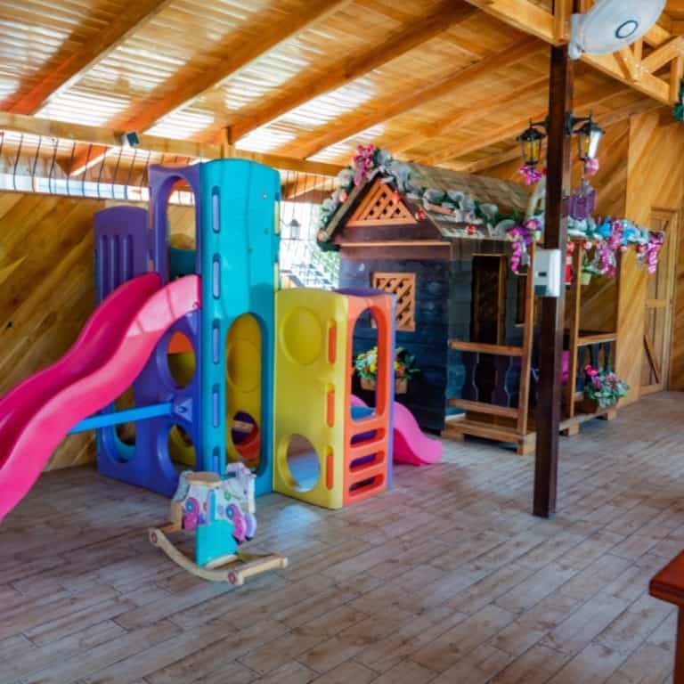 167665549 1777370372442780 770943310615555486 n 768x768