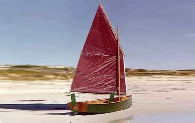 tanbark sails from sailmaker really simple sails