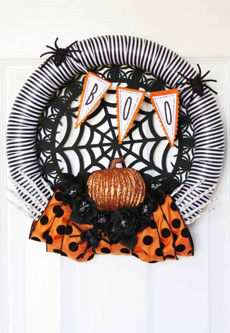 Spooky Spiders Halloween Wreath