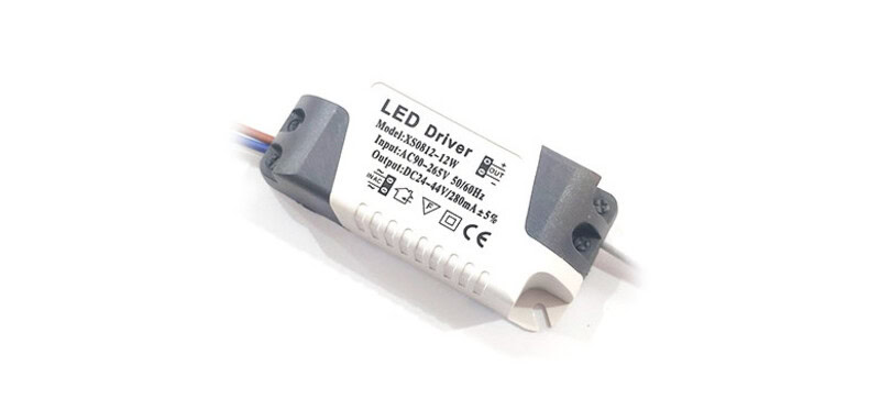 đèn LED liên tục nhấp nháy