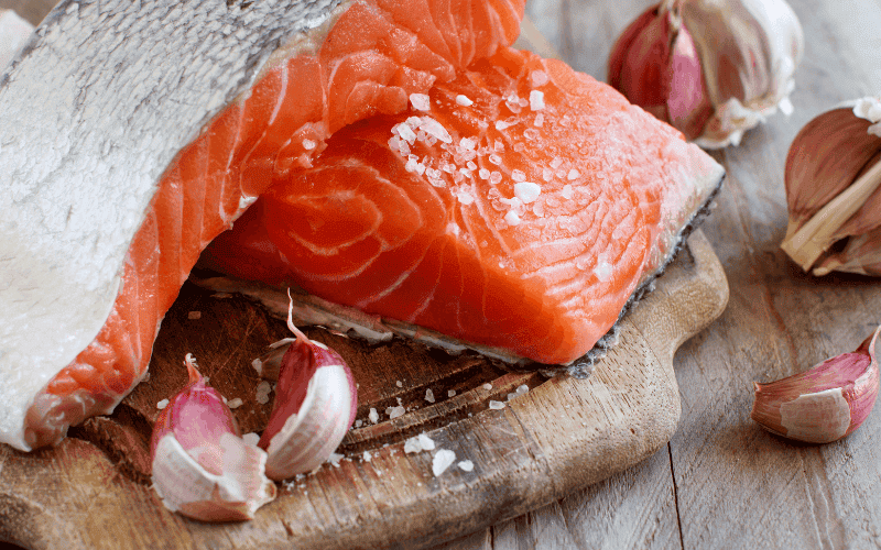 How To Use Garlic On Salmon