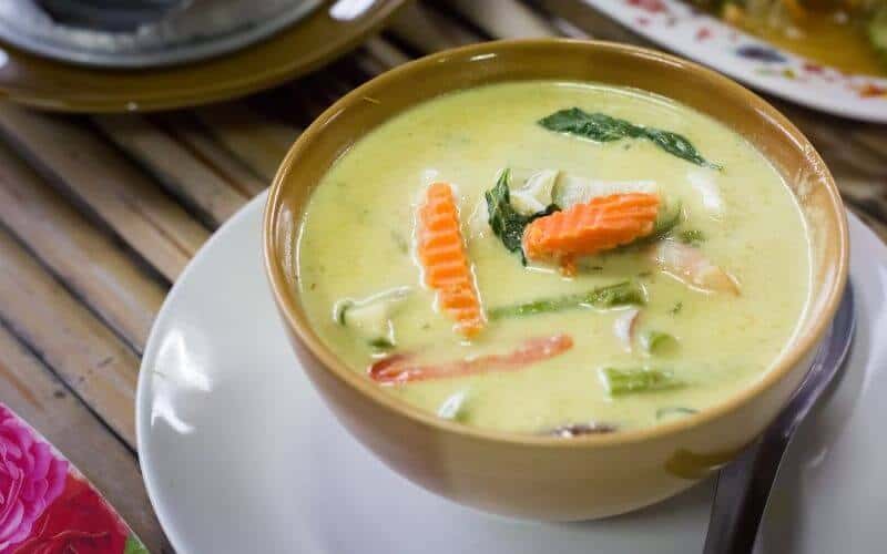 What is the Texture of Green Curry