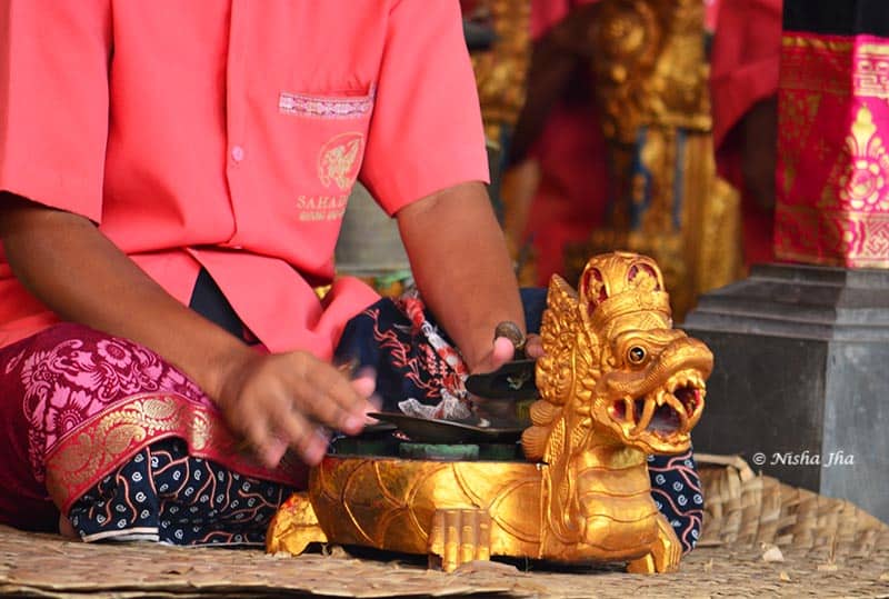 barong dance drama bali ubud indonesia