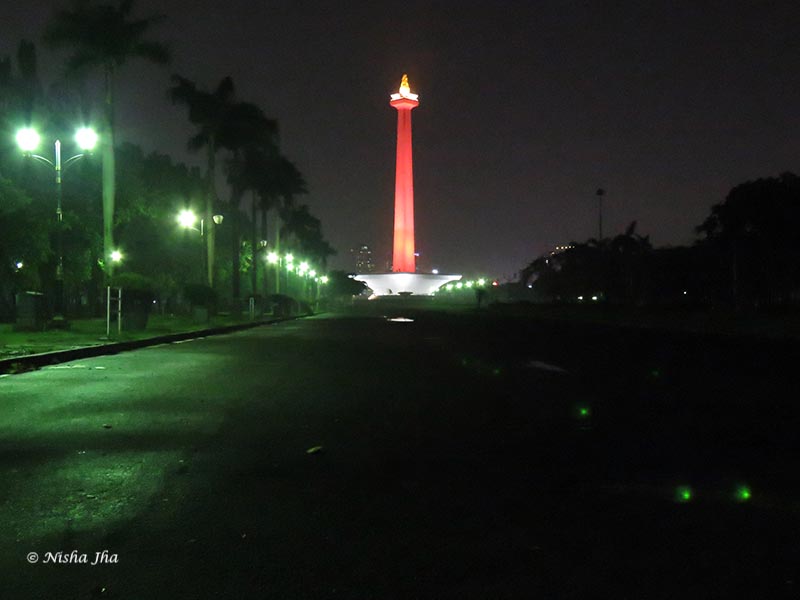 Places to visit in Jakarta in 48 hours 6 National monument jakarta