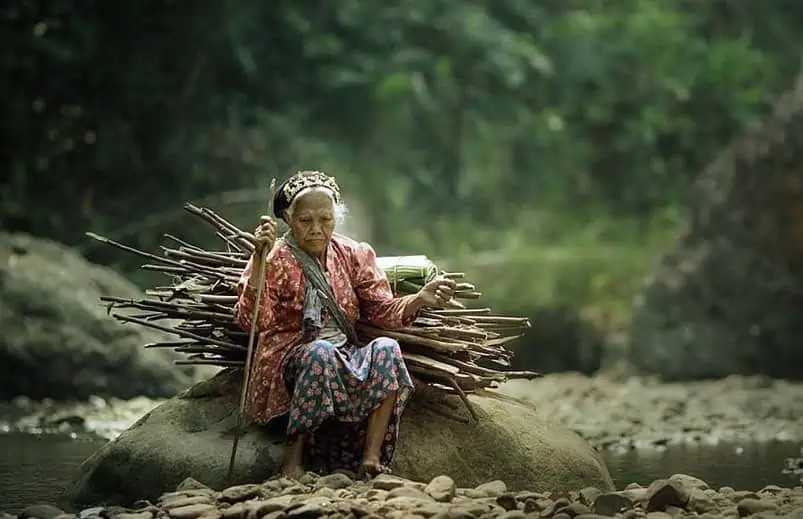 45. Foto Suasana Pedesaan - Karya Achmad Munasit / Asit - Design Erlistic