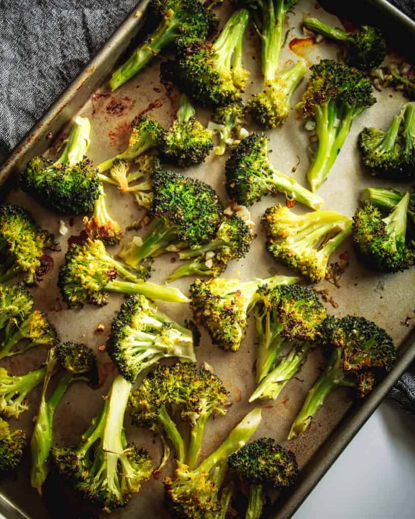 Lemon Garlic Roasted Broccoli (oil-free)