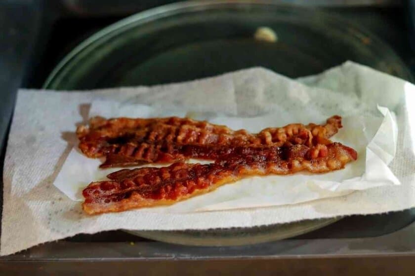 How to Defrost Bacon in the Microwave