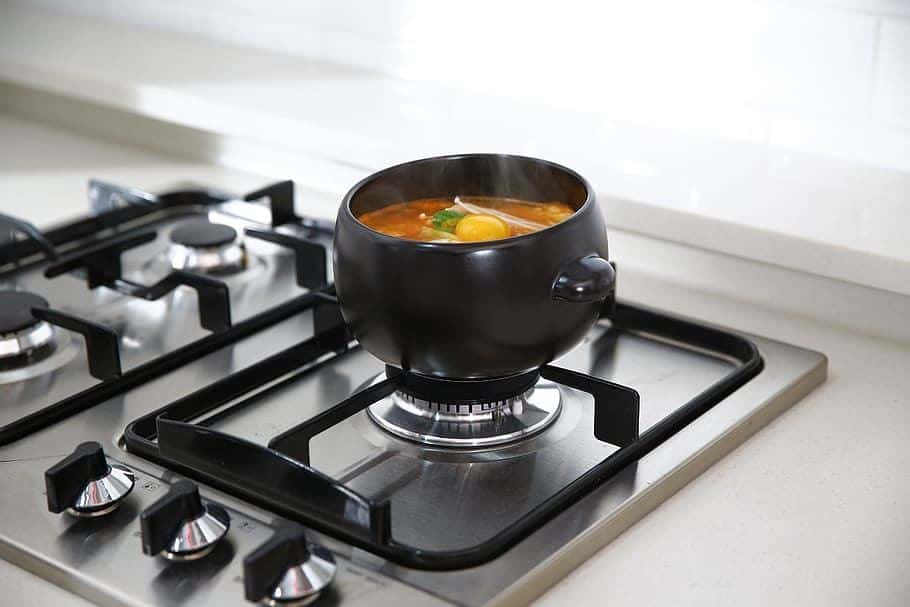 dining-table-pot-nabe