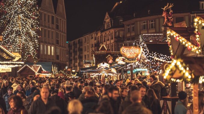 christmas-market-4705877_1280