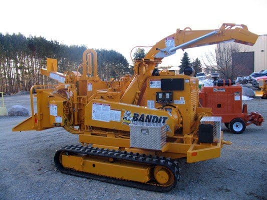 Browse Specs and more for the INTIMIDATOR™ 12XP Track Hand-Fed Chipper - Bobcat of Huntsville