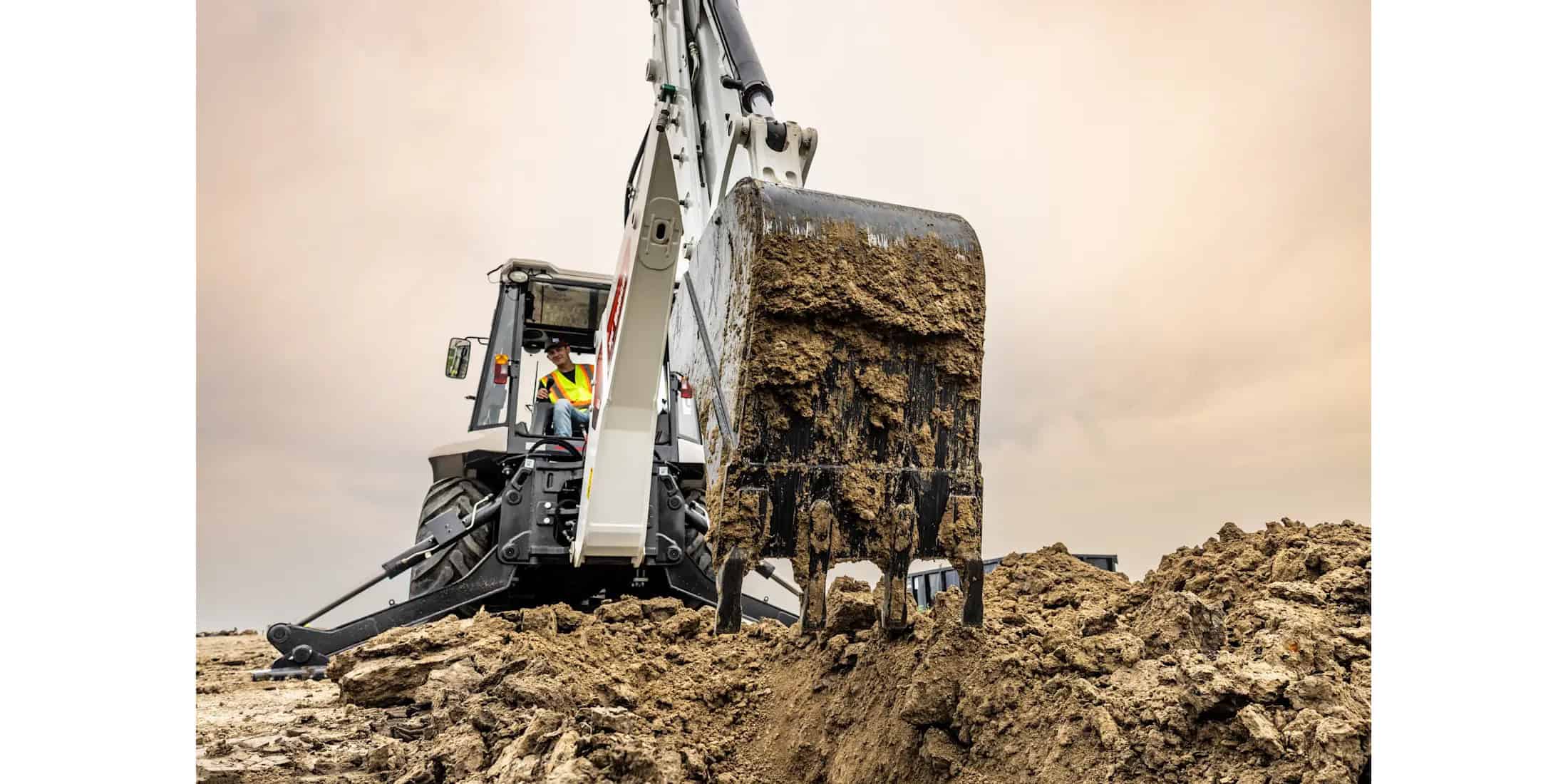 Browse Specs and more for the Bobcat B760 Backhoe Loader - Bobcat of Indy