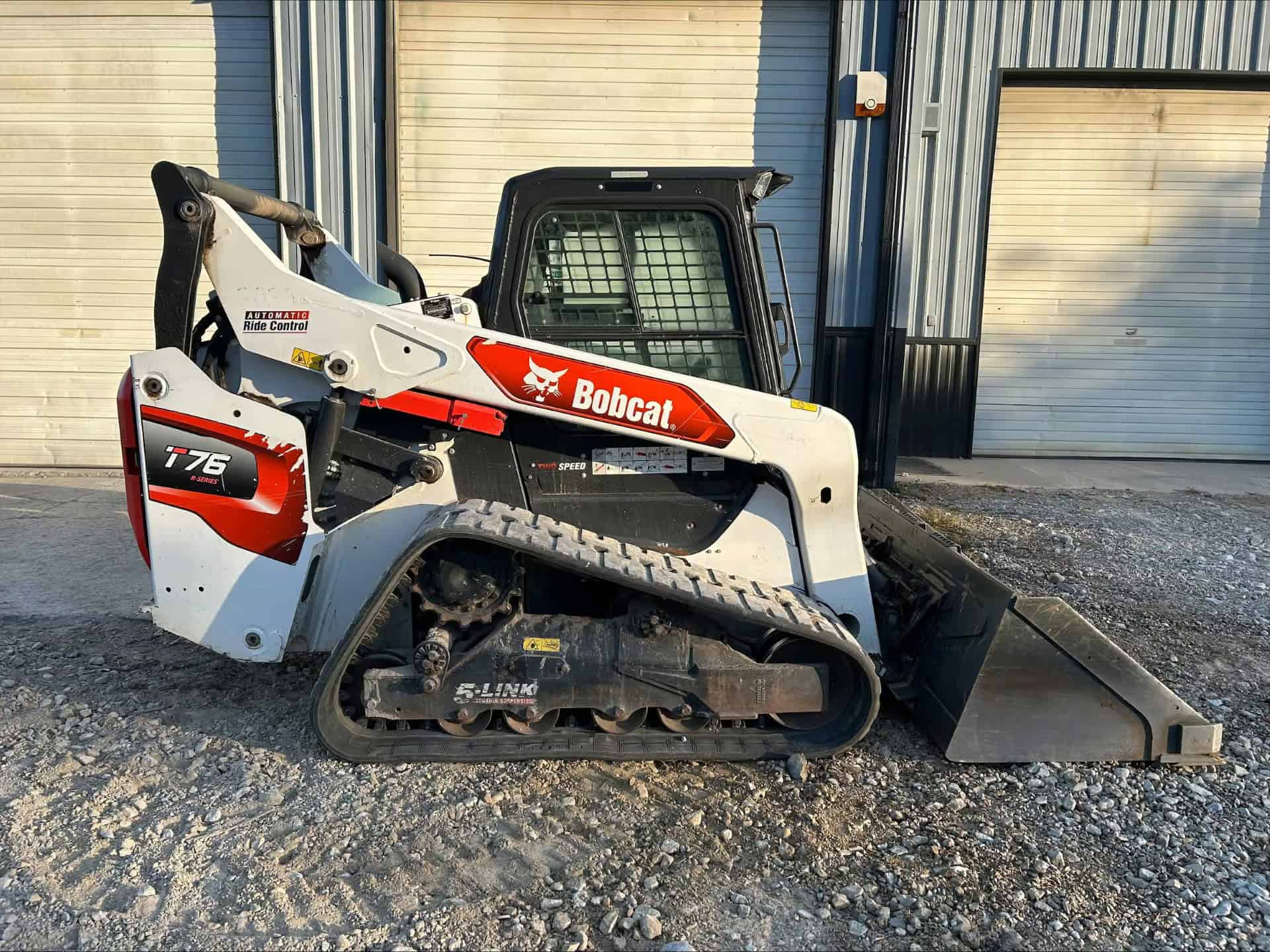 Buy a Used 2020 T76-U BOBCAT COMPACT TRACK LOADER - Bobcat of Indy
